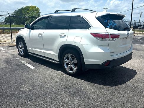 Used 2015 Toyota Highlander Limited FWD image 14