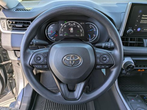 Certified 2023 Toyota RAV4 LE image 9