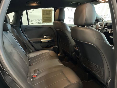 Used 2025 Mercedes-Benz GLA 250 GLA 250 image 22