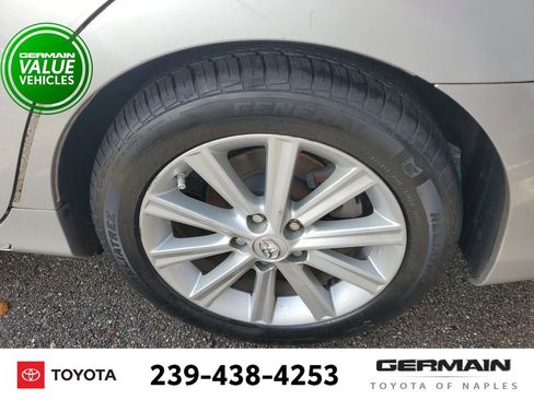 Used 2013 Toyota Camry XLE image 10