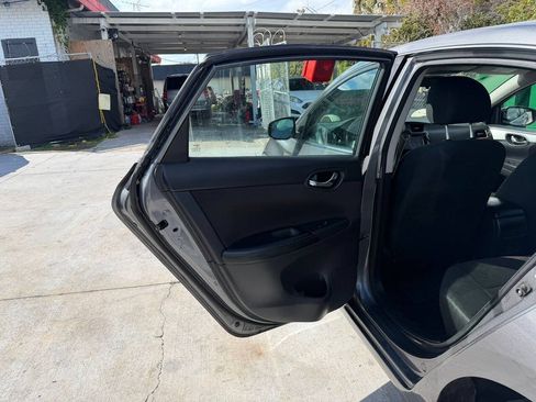 Used 2019 Nissan Sentra S FWD image 9