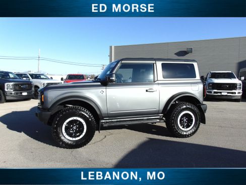 Certified 2023 Ford Bronco Outer Banks w/ Sasquatch Package image 2