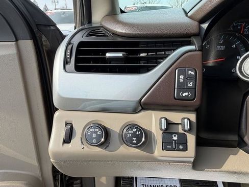 Used 2015 Chevrolet Tahoe LT w/ Luxury Package image 16