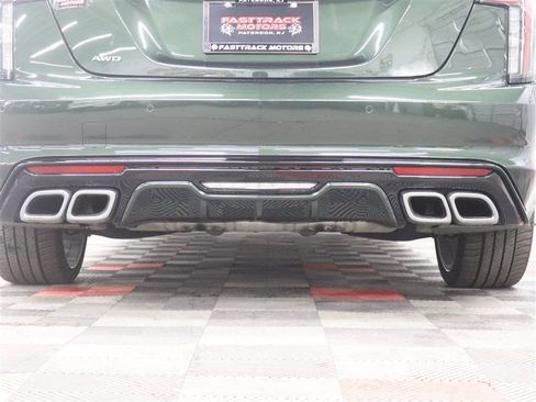 Used 2021 Cadillac CT5 V w/ Platinum Package AWD/4WD image 6