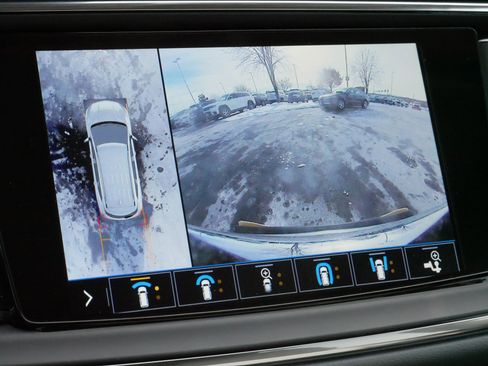 Used 2021 Buick Enclave Premium w/ Surround and Sites Package image 32