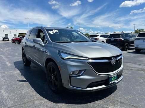 Certified 2024 Buick Enclave Essence w/ Experience Buick Package FWD image 6