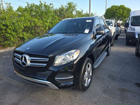 Used 2017 Mercedes-Benz GLE 350 w/ Premium 1 Package image 2