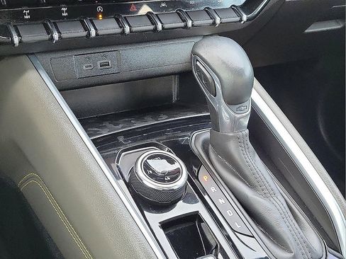 Used 2024 Chevrolet Colorado ZR2 w/ Safety Package image 16