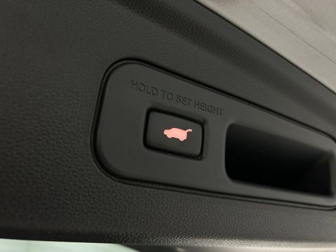 Used 2022 Acura MDX SH-AWD w/ Advance Package image 39