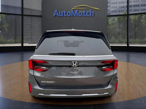 Used 2025 Honda Odyssey EX-L image 9
