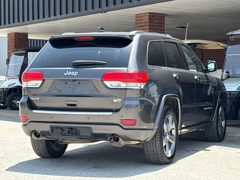 Used 2015 Jeep Grand Cherokee Overland w/ Advanced Technology Group AWD/4WD image 8
