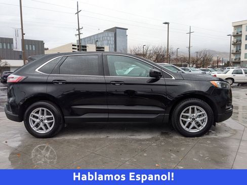 Used 2023 Ford Edge SEL image 2