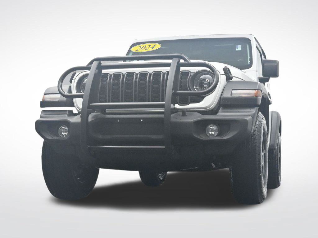 Used 2024 Jeep Wrangler Sport AWD/4WD image 29