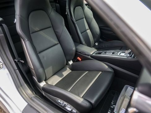 Used 2014 Porsche 911 Carrera S image 30