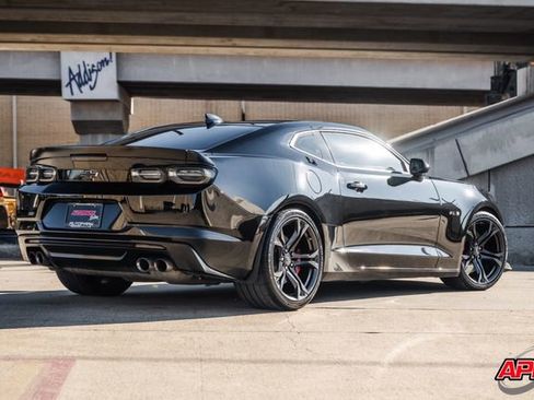 Used 2020 Chevrolet Camaro SS image 54