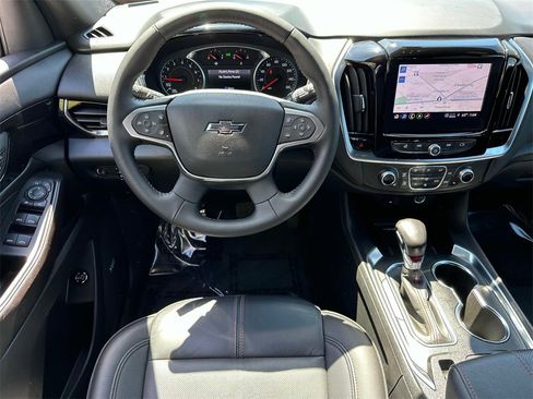 Used 2022 Chevrolet Traverse RS w/ LPO, Floor Liner Package image 4