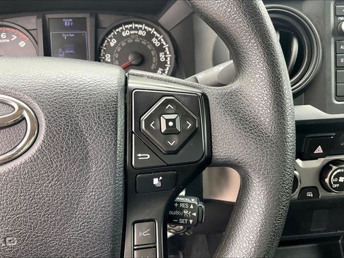Used 2019 Toyota Tacoma SR AWD/4WD image 24