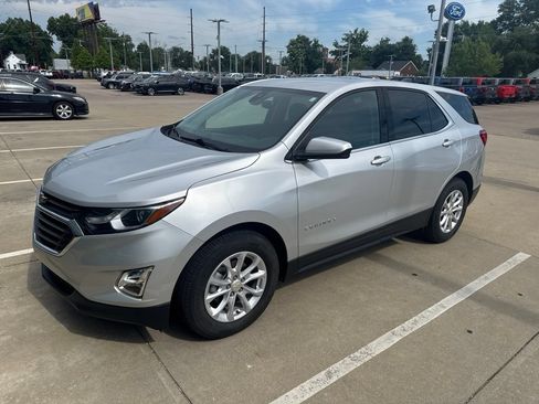 Used 2020 Chevrolet Equinox LT FWD image 6