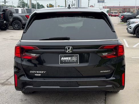 Used 2025 Honda Odyssey Sport-L image 5
