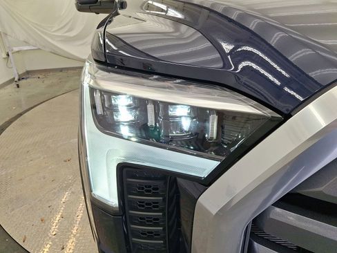 Used 2022 Toyota Tundra Limited image 28