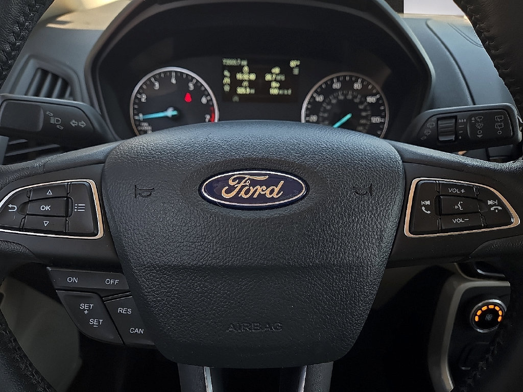 Used 2018 Ford EcoSport Titanium FWD image 19