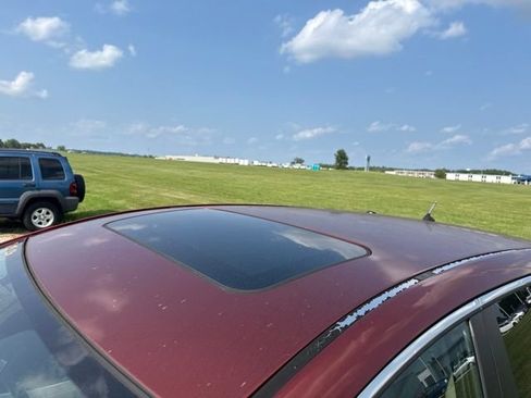 Used 2007 MAZDA CX-7 Grand Touring w/ Technology Pkg FWD image 3