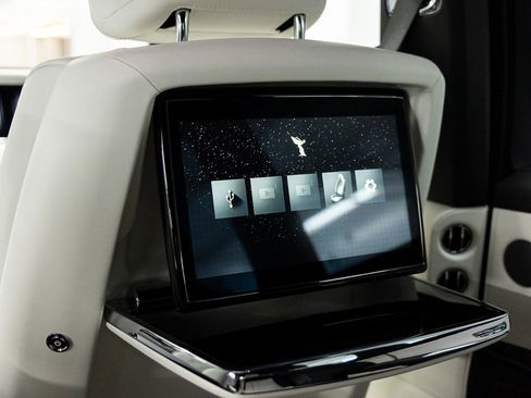 New 2026 Rolls-Royce Cullinan AWD/4WD image 55