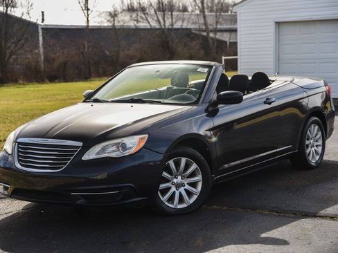 Used 2012 Chrysler 200 Touring FWD image 35