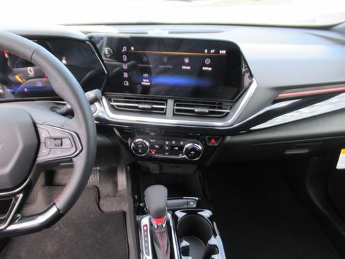 New 2026 Chevrolet Trax RS w/ Driver Confidence Package image 22