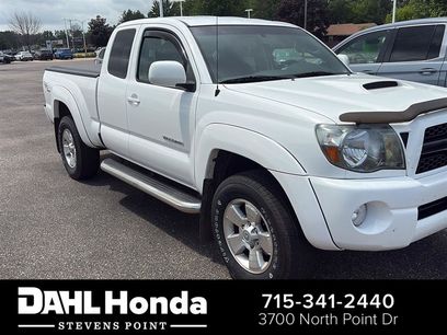 Used 2011 Toyota Tacoma 4x4 Access Cab V6 w/ TRD Sport Pkg