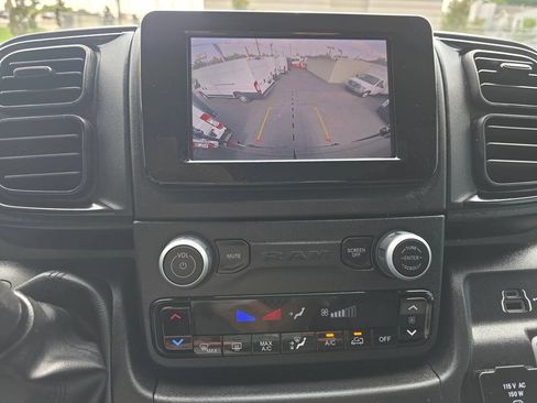 Used 2024 RAM ProMaster 3500 w/ Convenience Group FWD image 8