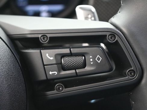 Certified 2024 Porsche Macan GTS image 22