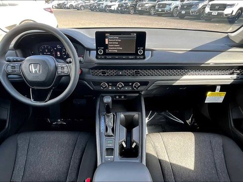 Used 2025 Honda Accord LX image 14