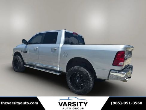 Used 2019 RAM 1500 Big Horn AWD/4WD image 3
