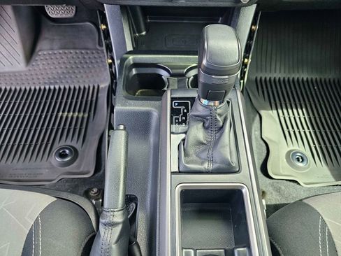 Used 2020 Toyota Tacoma TRD Sport w/ Technology Package RWD image 26