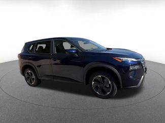 Used 2025 Nissan Rogue SV FWD video 2