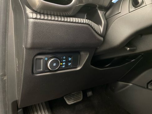 New 2025 Ford Ranger XLT w/ Equipment Group 301A High image 24