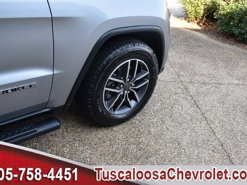 Used 2019 Jeep Grand Cherokee Limited w/ Luxury Group II RWD image 13