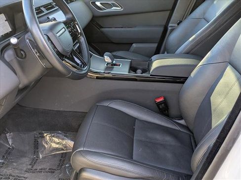 Certified 2025 Land Rover Range Rover Velar Dynamic SE image 17