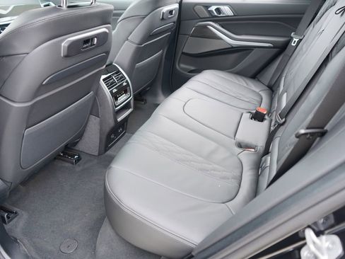 New 2026 BMW X5 M60i w/ Executive Package image 19