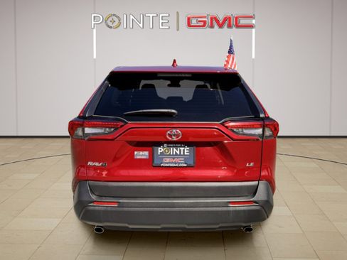 Used 2023 Toyota RAV4 LE image 5