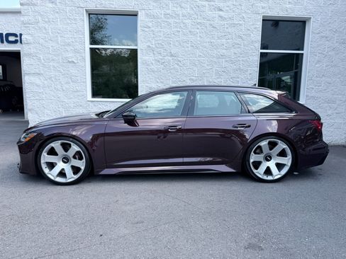 Used 2024 Audi RS 6 performance AWD/4WD image 4