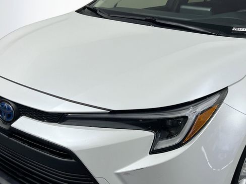 Used 2024 Toyota Corolla LE image 11