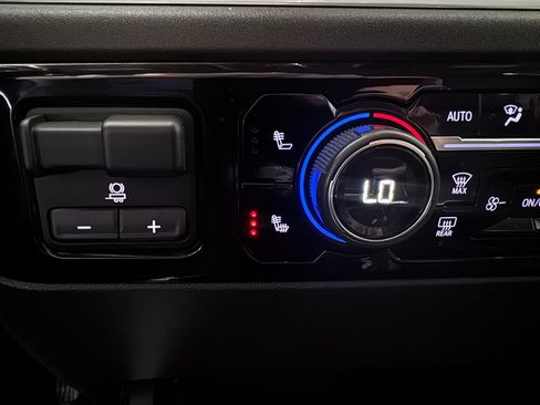 Certified 2022 Chevrolet Silverado 1500 RST w/ All Star Edition Plus AWD/4WD image 24