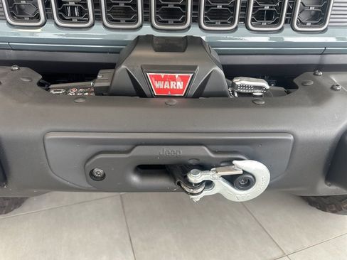 New 2025 Jeep Wrangler Unlimited Rubicon 392 image 7