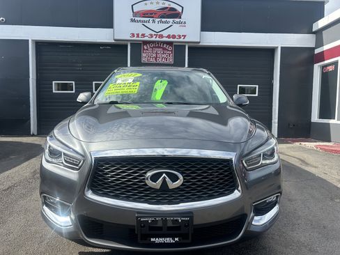Used 2017 INFINITI QX60 Luxe AWD/4WD image 2