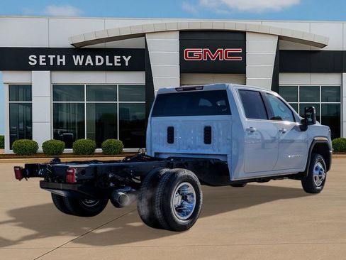 New 2026 GMC Sierra 3500 SLE w/ SLE Convenience Package AWD/4WD image 7
