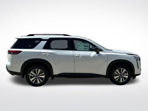 New 2026 Nissan Pathfinder SL AWD/4WD image 6