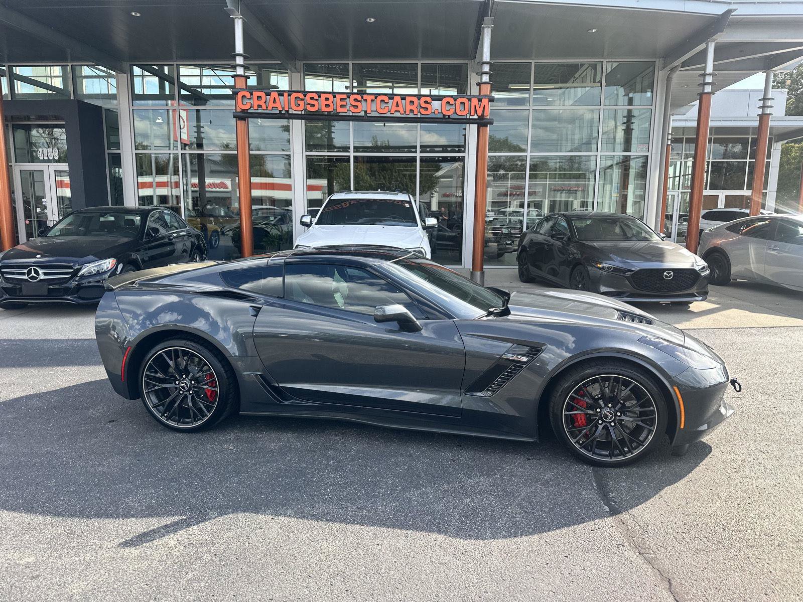 Used 2018 Chevrolet Corvette Z06 RWD image 1