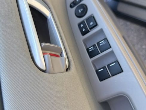 Used 2013 Honda Pilot LX image 10